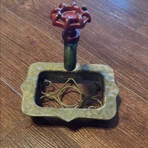 Vintage Style Soap Dish Holder - Cute Farm House Look